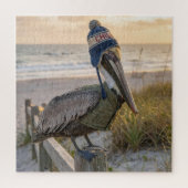 Pelican Wearing a Winter Hat Legpuzzel (Verticaal)