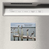 Pelikaan rust op een dok magneet (Insitu (Vaatwasser))