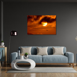 Pelikaan stijgt bij zonsopgang - Oranje lucht Canvas Afdruk