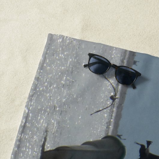 Pelikanen rond Vissen Boats Strandlaken (In situ)