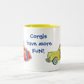 Pembroke Welsh Corgi Mokken (Center)