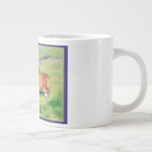 Pembroke Welsh Corgi Pups ontmoeten de heer Frog Grote Koffiekop (Rechts)