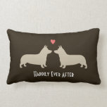 Pembroke Welsh Corgis met Heart Cute Dogs Couple Kussen<br><div class="desc">Deze schattige Corgis decoratieve gooiende kussen maken een leuk cadeau voor bruiloften of verjaardagen. Silhouettes van twee Pembroke Welsh Corgis verliefd. De tekst "gelukkig ooit daarna" kan worden gewijzigd en gepersonaliseerd met de namen van de bruid en de bruid. Een leuk huisopwarmingscadeau voor Corgi-liefhebbers,  newlyweds,  vrijgezellenfeesten en verjaardagen.</div>
