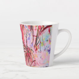 Pen met roze latte mok