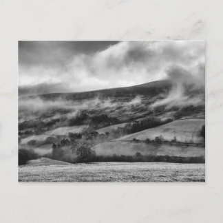 PEN Y FAN, BRECON BEACONS, WALES - ZWART EN WITTE BRIEFKAART