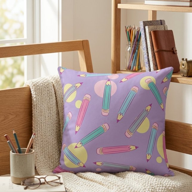 Pencil Party | Lavendel Worpkussen Kussen (Creator heeft geüpload)