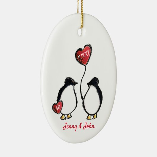 Penguin 40th ruby bruiloft keramisch ornament (Rechts)