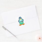 Penguin als hairdresser met schaar en schaar vierkante sticker (Envelop)