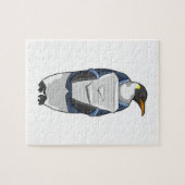 Penguin als secretaris met papier legpuzzel (Horizontaal)