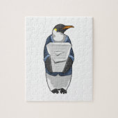 Penguin als secretaris met papier legpuzzel (Verticaal)