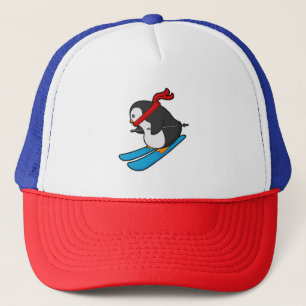 Penguin als Skier met Ski Trucker Pet