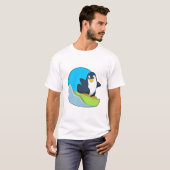 Penguin als Snowboarder met Sonowboard.PNG T-shirt (Voorkant volledig)
