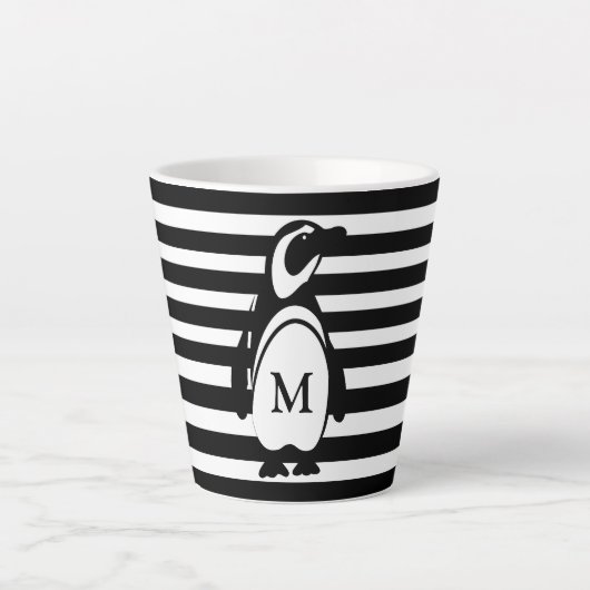 Penguin Black en White Striped Monogram Latte Mok (Voorkant)