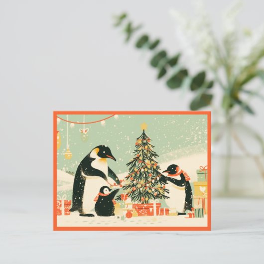 Penguin Family Decorating Christmas Tree Postcard Feestdagenkaart (Staand voorkant)