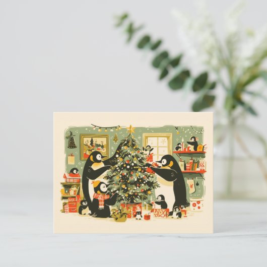 Penguin Family Decorating Christmas Tree Postcard Feestdagenkaart (Staand voorkant)