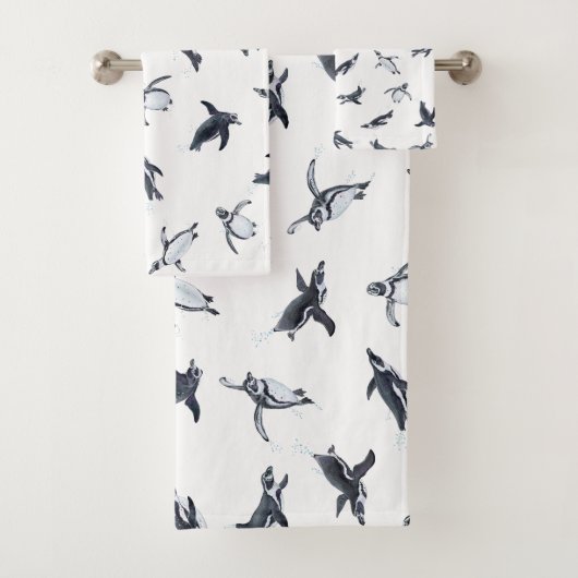 Penguin Flight Squad | Ocean Art Design Bad Handdoek (Insitu)