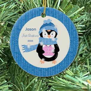 Penguin Holding Cadeau Baby Ornament