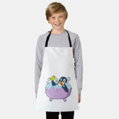 Penguin in Bathtub met Duck Schort (Gedragen)