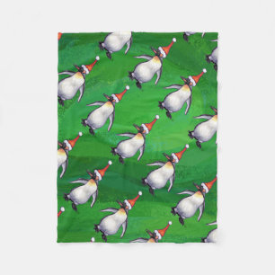 Penguin in Santa Hat Pattern on Green Fleece Deken