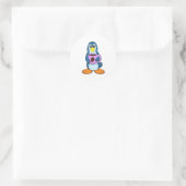 Penguin met Cup Ronde Sticker (Tas)