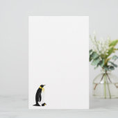 Penguin-ouder met zijn baby briefpapier (Staand voorkant)
