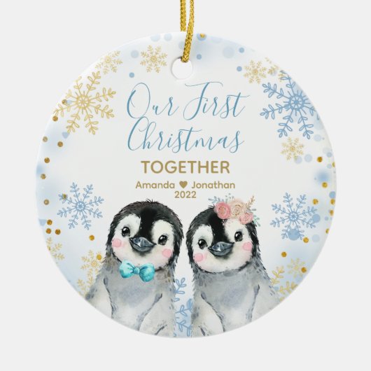 Penguin Snowflakes maakt ons eerste kerstfeest sam Keramisch Ornament (Voorkant)