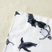 Penguin Squadron | Ocean Art Design Strandlaken (In situ)