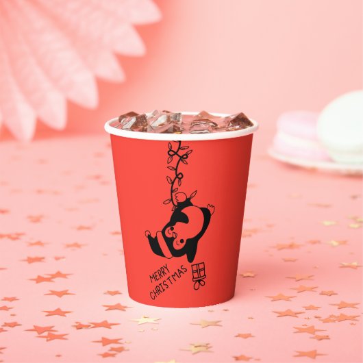 Penguine distributing christmas gifts papieren bekers (Insitu)