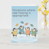 Penguins Celebrating Graduation | Dry Humour Kaart (Gele Bloem)