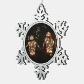 Penguins Holiday Light Display Tin Sneeuwvlok Ornament (Rechts)