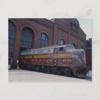 Pennsylvania RR, EMD E-8 gerestaureerd bij Lezing,