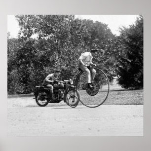 Penny Farthing vs. Motorcycle, jaren 20 Poster