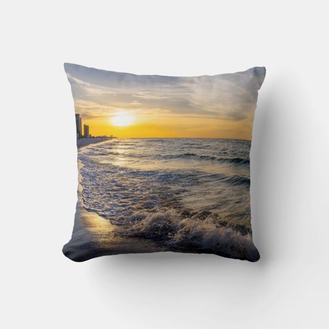 Pensacola Splashing Waves Sunrise Pillow Kussen (Voorkant)