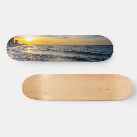 Pensacola Splashing Waves Sunrise Skateboard (Horizontaal)