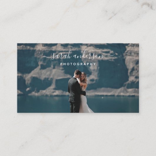 Pensed Script Modern Typografie Fotograaf Visitekaartje (Voorkant)