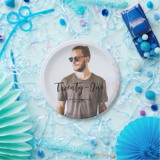 Penseel met aangepaste fotopapier op feestdag papieren bordje (Feest)