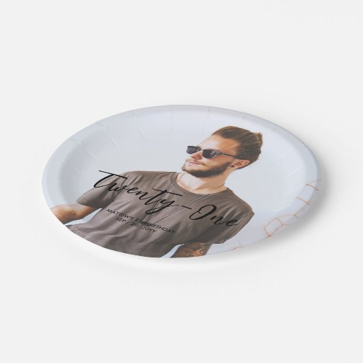 Penseel met aangepaste fotopapier op feestdag papieren bordje (Gekanteld)