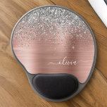 Penseel metalen Roos Gold Silver Glitter Monogram Gel Muismat<br><div class="desc">Roos Gold - Blush roze en Silver Faux Folie Metallic Sparkle Glitter Brushed Metal Monogram Name and Initiaal Mousepad (Muismat). Dit maakt de perfecte liefhebbende 16 verjaardag,  bruiloft,  vrijgezellenfeest,  verjaardagsdag,  baby shower of vrijgezellenfeest voor iemand die van luxe glam en stijl houdt.</div>