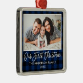 Penseel-script blauw geplakt met eerste Kerstmis Metalen Ornament (Rechts)