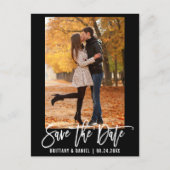 Penseel Script Modern Couple Photo Save the Date Briefkaart (Voorkant)
