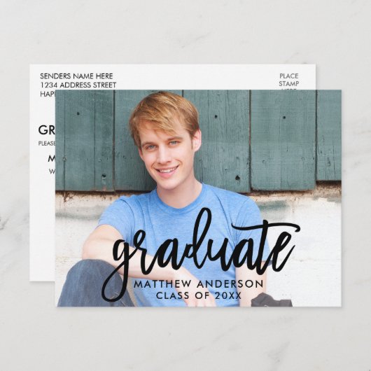 Penseel Script Modern Graduation Party Uitnodiging Briefkaart (Voorkant / Achterkant)