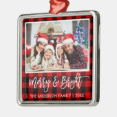 Penseel Script Red Pset Merry en heldere familie Metalen Ornament (Links)