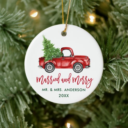 Penseel Script  Red Truck Married Merry Keramisch Ornament (Boom)