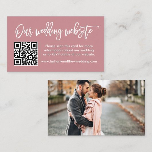 Penseel Script Wedding Website QR Photo Dusty Roos Informatiekaartje (Voorkant / Achterkant)