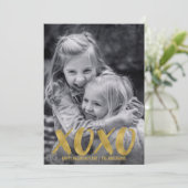 Penseelkleurige XOXO Gold Foil Valentijnsdag-fotok Feestdagenkaart (Staand voorkant)