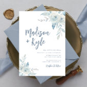 penseelscript dusty blue floral bruiloft uitnodigi kaart