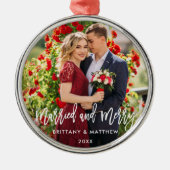 Penseelscript, gehuwd en versierd fotohuwelijk metalen ornament (Voorkant)