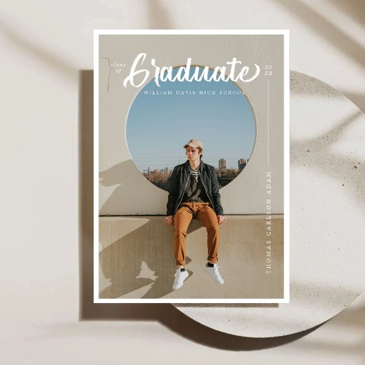 Penseelstreektypografie Afstuderen Aankondiging