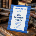Penseelstreken Strepen Blauwe Bar Bat Mitswa CUSTO Reclamebord Met Voetstuk<br><div class="desc">Perfect teken voor een vleermuis mitswa, bar mitswa of andere Joodse viering! Handgemaakte abstracte kunst met losse penseelstreken voor u aan de voorkant! VOLLEDIG ! Klik hierboven op "Personaliseren" om de tekst te bewerken. Klik op "Bewerken met ontwerpgereedschap" om de lettertypen, kleuren en plaatsingen aan te passen en om gebieden...</div>
