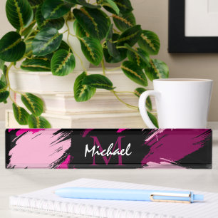 penseelstreken tinten hete roze naam met monogram naambordje